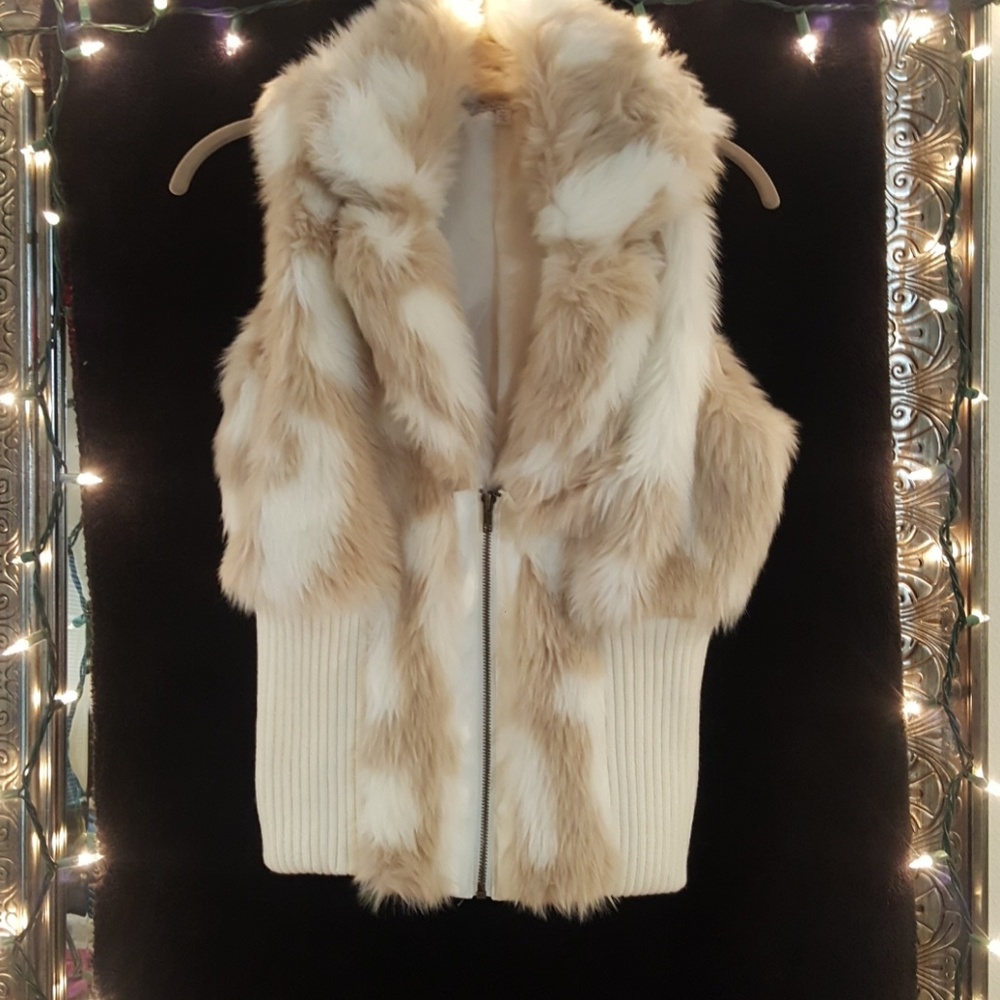 FAUX FUR VEST